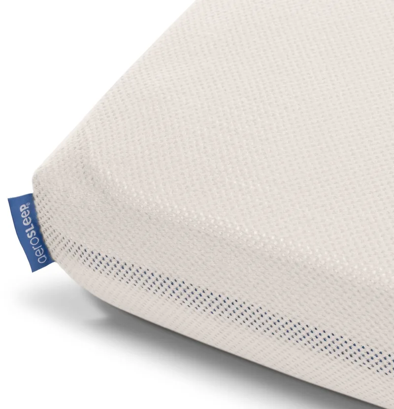hoeslaken - voor babybed, ledikant & wieg - 80 x 40 cm - Almond by Aerosleep in Zandkleur – 80 × 40 cm – product photo