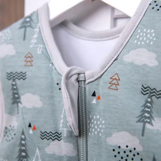 Ganzjahres-Sleepoverall 2.5 TOG von Baby Best in Grün – Produktfoto 3 von 3