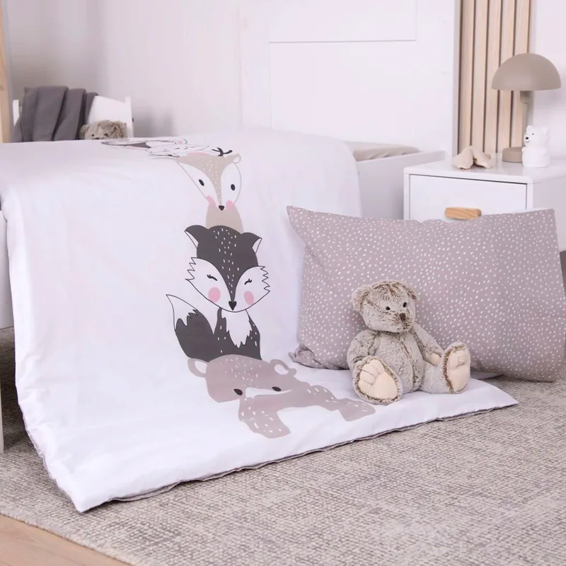 Renforcé Wende-Bettwäsche Woodland Crew 40x60 / 100x135 cm från Baby Best i Vit – produktbild 3 av 3