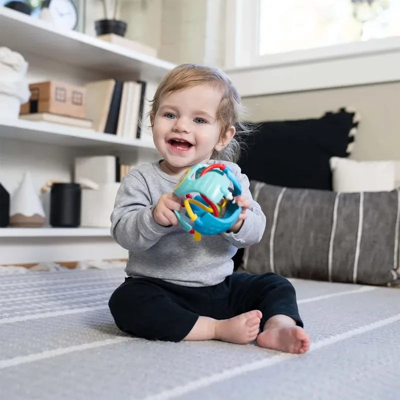 Rattle & Sense Rammelaar van Baby Einstein – productfoto 3 van 5