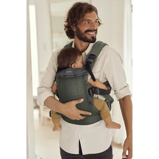 Babytrage Harmony 3D Mesh von BabyBjörn in Grün, 29 × 31,5 × 13 mm – Produktfoto 3 von 3