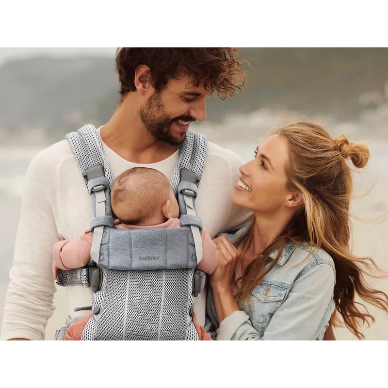 Babytrage Harmony 3D Mesh von BabyBjörn in Silber, 29 × 2 × 58 mm – Produktfoto 3 von 3