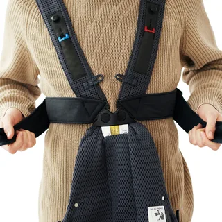 Babytrage Mini 3D Mesh by BabyBjörn in Grey – product photo 1 of 3