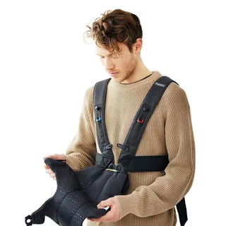 Babytrage Mini 3D Mesh by BabyBjörn in Grey – product photo 2 of 3