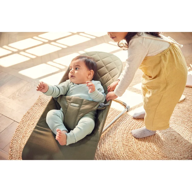 Babywippe Bliss Baumwollmix von BabyBjörn in Grün, 89,5 × 39 mm – Produktfoto 3 von 3