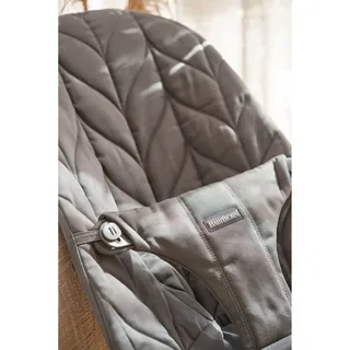Babywippe Bliss gewebt von BabyBjörn in Grau, 89 × 39 × 11 mm – Produktfoto 1 von 3