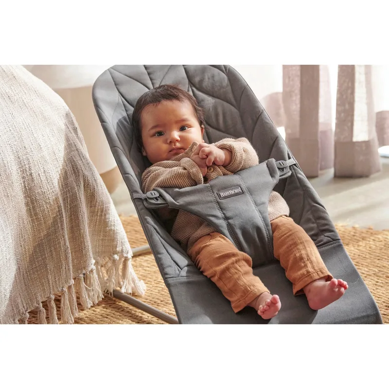 Babywippe Bliss gewebt von BabyBjörn in Grau, 89 × 39 × 11 mm – Produktfoto 3 von 3