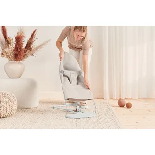 Babywippe Bouncer Bliss 3D Jersey van BabyBjörn in Beige – productfoto 3 van 3