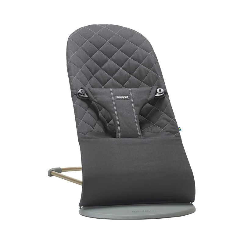 Bundle Babywippe Bliss gewebt inklusive Spielbogen von BabyBjörn in Schwarz, 925 × 400 × 120 mm – Produktfoto 1 von 3