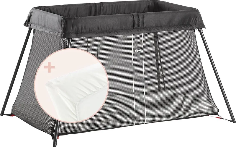 Reisbedje Light Bundle fra BabyBjörn i Zwart incl Matrasovertrek – produktbillede