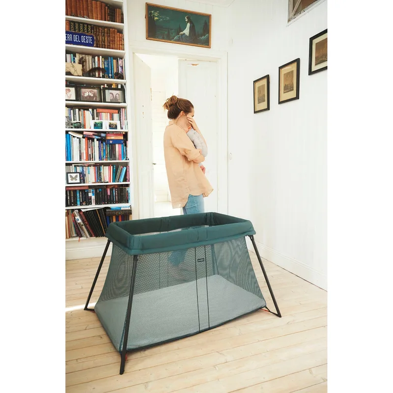 Reisebett Light by BabyBjörn in Green – product photo 3 of 3
