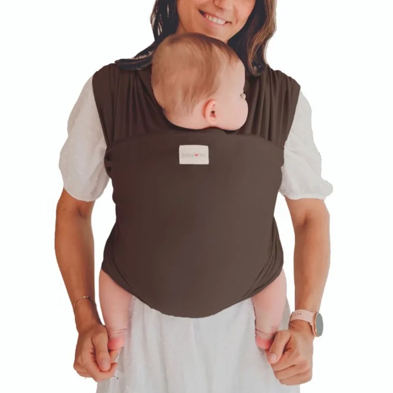 Tricot-Slen Organic Ergonomische Draagdoek - Rekbare Baby Draagdoek voor Newborn t/m 15 kg - 100% Biologisch Katoen - Buikdragen - Chocolat Fudge - Warm Bruin van Babylonia in Grijs – productfoto
