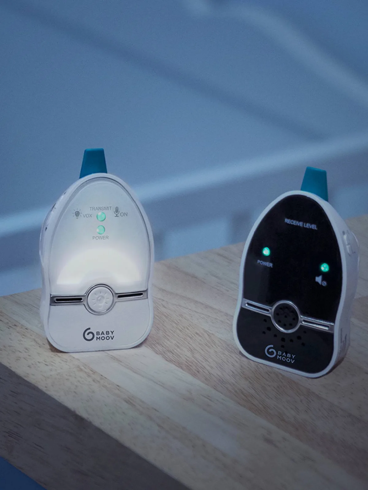 Babyfoon Easy Care bereik van 500 meter BABYMOOV wit/zwart van Babymoov – productfoto