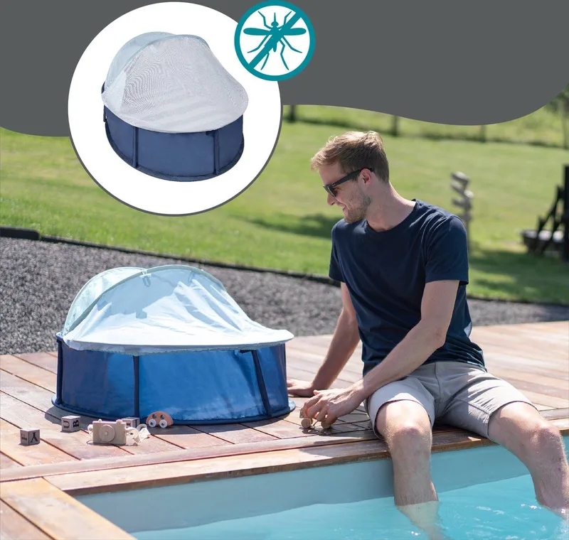 Strandmuschel & Reisebett Babyni 2in1 mit UV-Schutz 50+ van Babymoov in Wit, Blauw, 95 × 75 × 50 mm – productfoto 4 van 4