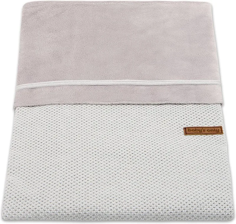 Gebreid baby dekbedovertrek ledikant - baby deken - Classic - 1.5 TOG - 100x135 cm by Baby's Only in Zilvergrijs – product photo