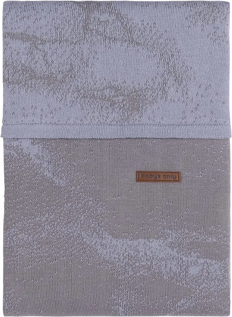 Gebreid baby dekbedovertrek ledikant - baby deken Marble - Cool Grey/Lila - 100x135 cm van Baby's Only in Cool Grey – productfoto