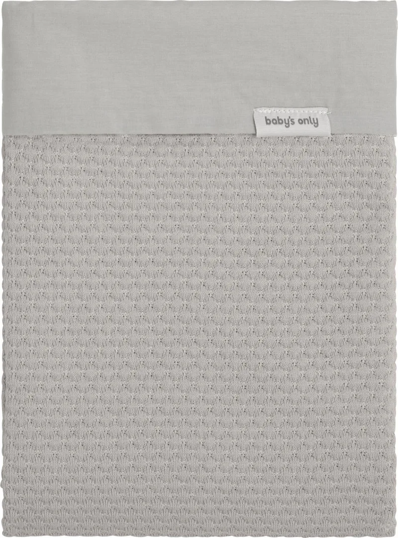 Gebreid baby dekbedovertrek ledikant - baby deken Sky - 100x135 cm van Baby's Only in Urban Taupe – productfoto