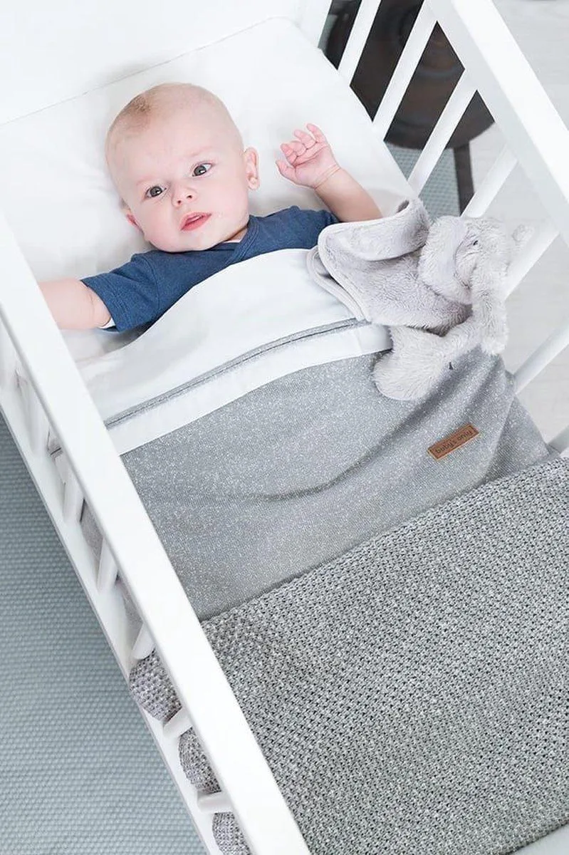 Gebreide wiegdeken soft - Baby deken Sparkle - Dekentje voor jongens en meisjes - 1.4 TOG - 70x95 cm - Met subtiel glittertje by Baby's Only in Zilvergrijs Mêlee – product photo 2 of 2