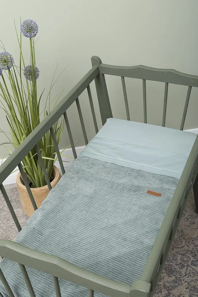 Ledikantdeken - Baby deken Sense - Dekentje voor jongens en meisjes - 1.6 TOG - 100x135 cm - Zachte rib corduroy stof by Baby's Only in Zeegroen – product photo 2 of 2