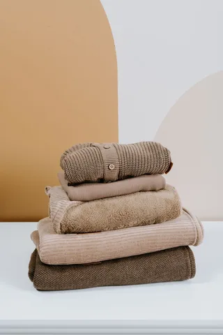 Wiegdeken teddy - Baby deken Sense - Dekentje voor jongens en meisjes - 2.6 TOG - 70x95 cm - Rib corduroy stof - Herfst & winter deken fra Baby's Only i Clay – produktbillede 3 af 3