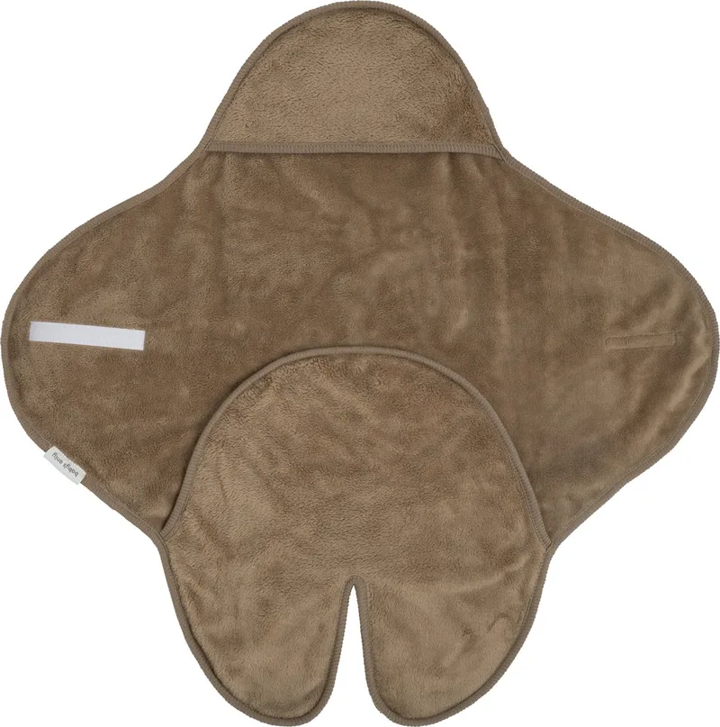Wikkeldeken - Omslagdoek baby Cozy - Met voetjes - Geschikt voor drie- en vijfpuntsgordel - Geschikt als inbakerdoek - Extra zacht från Baby's Only i Clay – produktbild