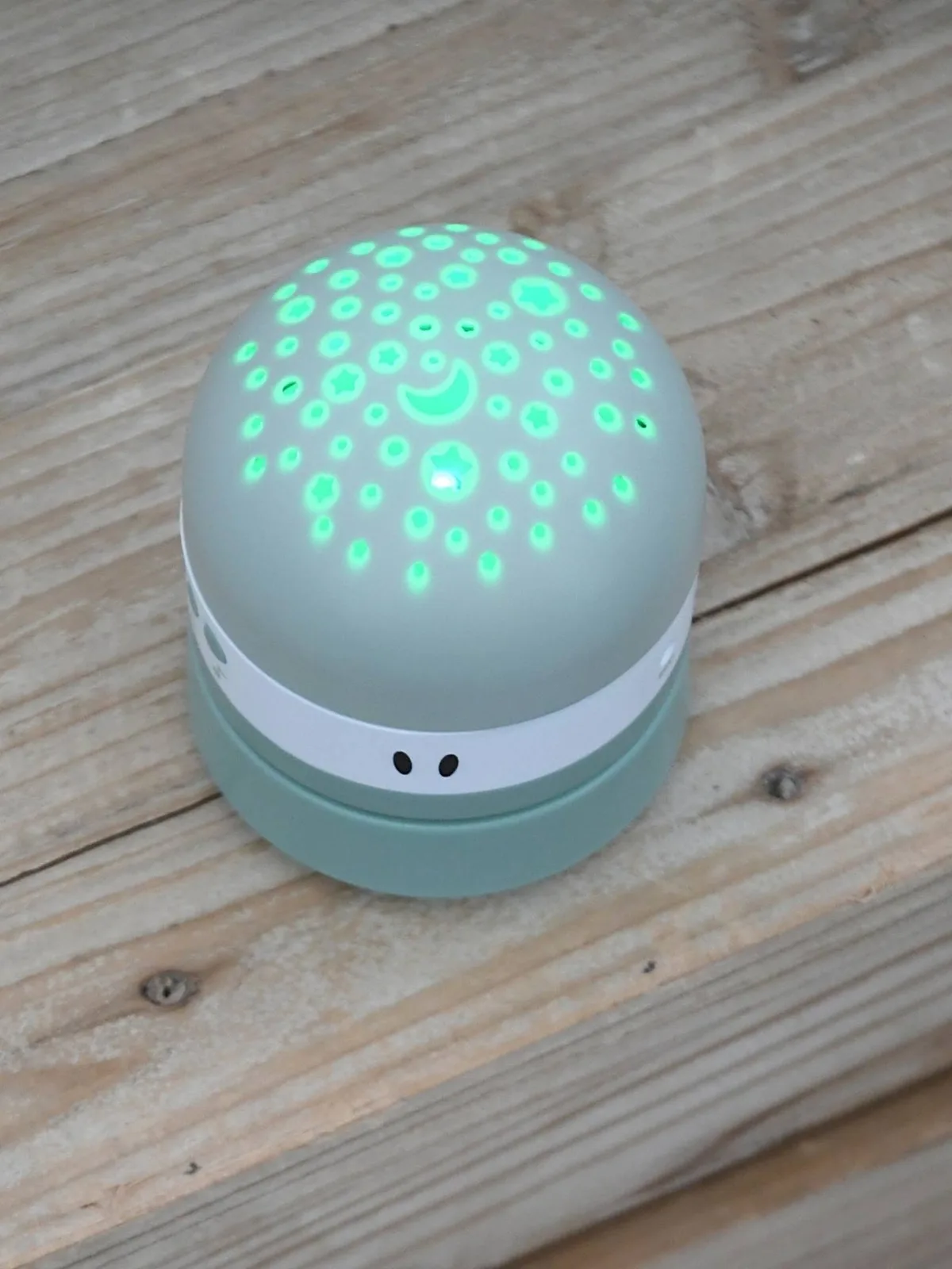 Pixie projector BEABA nachtlampje saliegroen van Béaba – productfoto