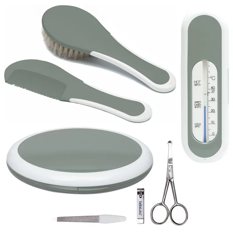 Verzorgingsset - Breeze Green | Kapset, Manicureset en Badthermometer by bébé-jou – product photo