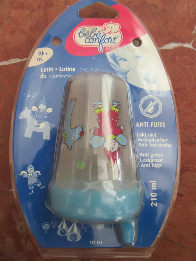 anti lek beker , bebe confort lutin , 210 ml by Bébé Confort in Doorzichtig met blauw – product photo