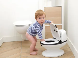 Toilet - Mini - Wit/Zwart m. Panda van Bébé Confort – productfoto 4 van 4