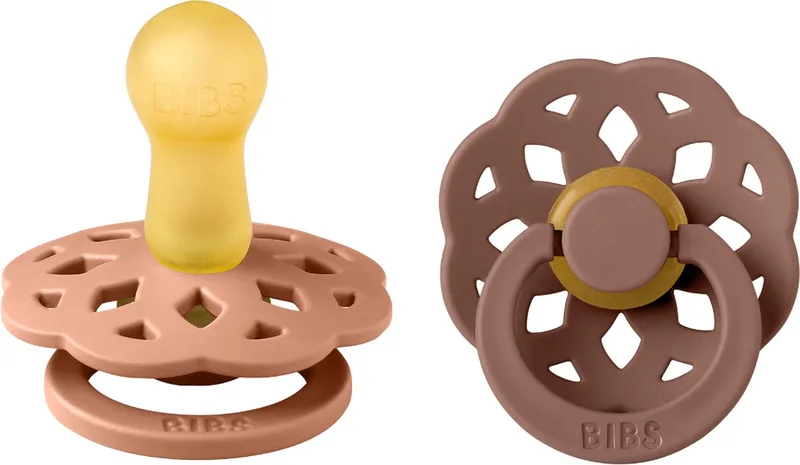 Boheme Pacifier - Stage 1 Fopspeen - 2 stuks - Peach / Woodchuck van BIBS in Peach, Woodchuck – productfoto