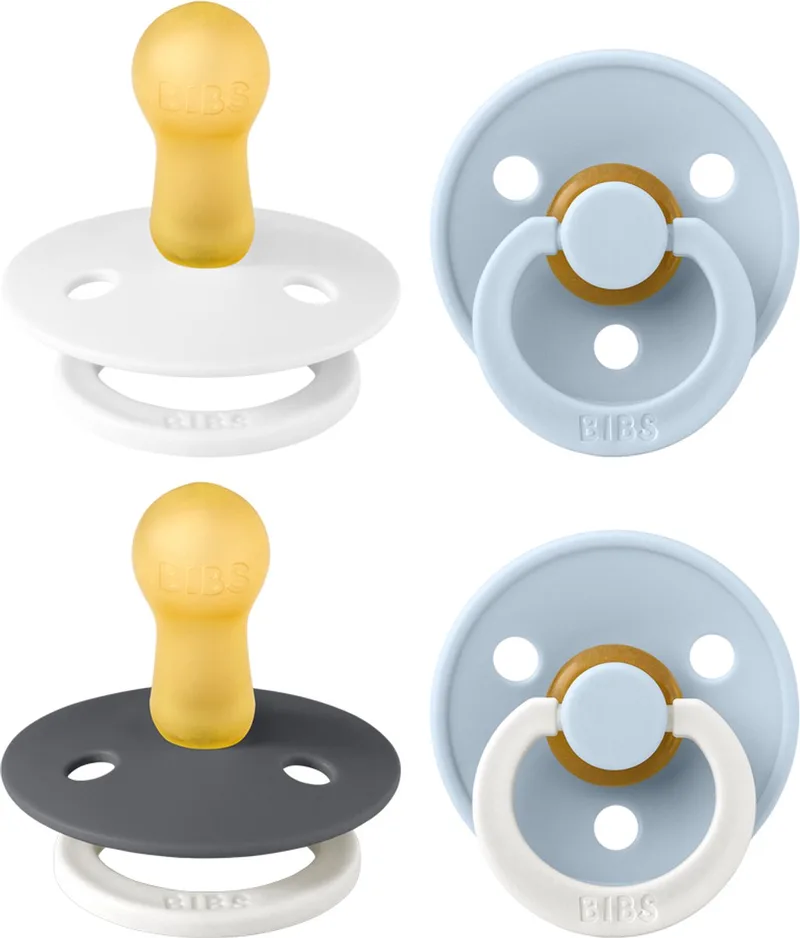 Colour fopspeen 6-18 mnd, 4 stuks, wit/babyblauw/iron glow/babyblauw glow van BIBS in White Glow Mix – productfoto