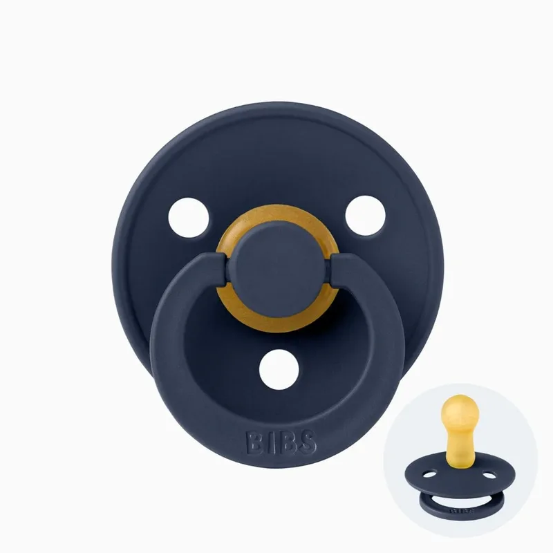 Colour fopspeen deep space van BIBS – productfoto