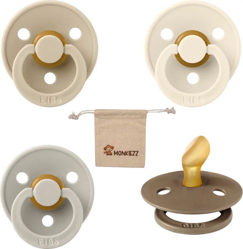 Dental fopspenen Anatomical 0-6 maanden- Set 4 stuks- Vanilla, Ivory, Sand, Dark Oak + Monkiezz speenzakje - orthodontisch- Anatomisch- Maat 1 van BIBS in Vanilla, Ivoor, Sand, Dark Oak – productfoto