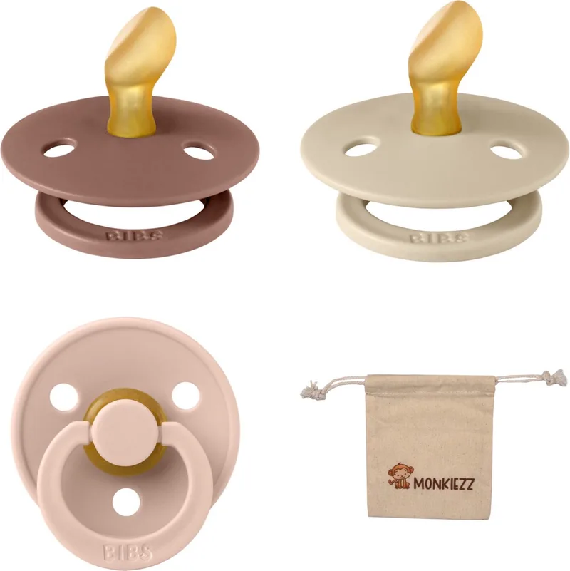 Dental fopspenen Anatomical 6-18 maanden- Set 3 stuks- Blush, Woodchuck, Vanilla - + Monkiezz speenzakje - orthodontisch- Anatomisch- Maat 2 van BIBS in Blush, Woodchuck, Vanilla – productfoto