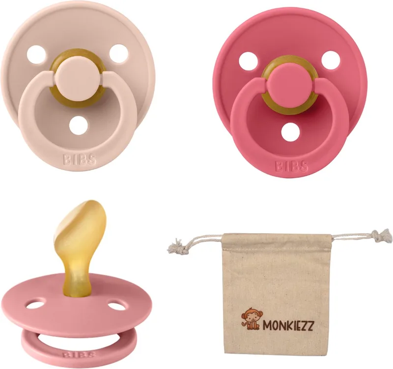 Dental fopspenen Anatomical 6-18 maanden- Set 3 stuks- Coral, Dusty Pink, Blush + Monkiezz speenzakje - orthodontisch- Anatomisch- Maat 2 van BIBS in Coral, Dusty Pink, Blush – productfoto