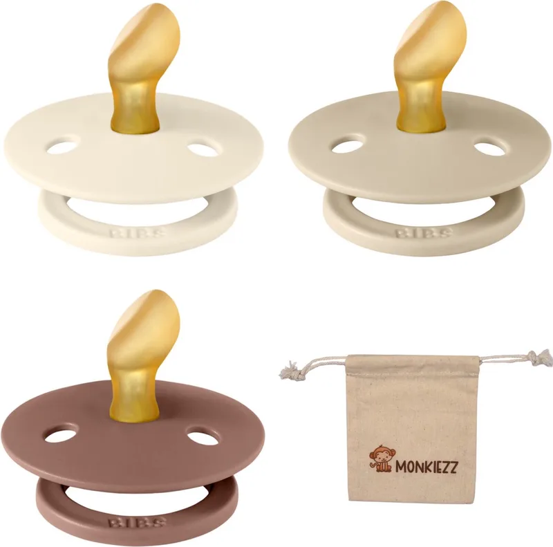 Dental fopspenen Anatomical 6-18 maanden- Set 3 stuks- Ivory, Vanilla, Woodchuck - + Monkiezz speenzakje - orthodontisch- Anatomisch- Maat 2 van BIBS in Ivoor, Vanilla, Woodchuck – productfoto