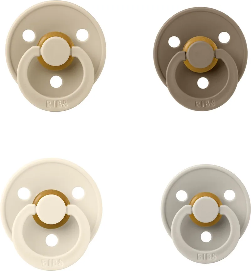 fopspeen 0-6 maand set 4 stuks maat 1 van BIBS in Sand, Ivoor, Vanilla en Dark Oak – productfoto