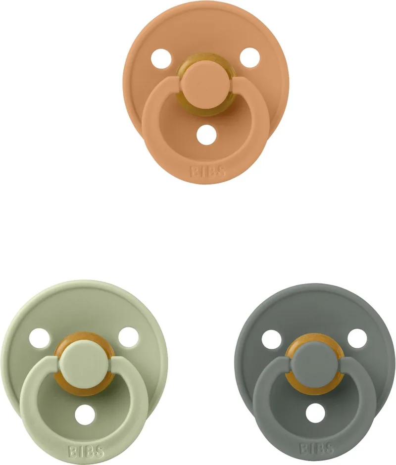 fopspeen 6-18 maand set 3 stuks maat 2 van BIBS in Pumpkin, Pine en Sage – productfoto