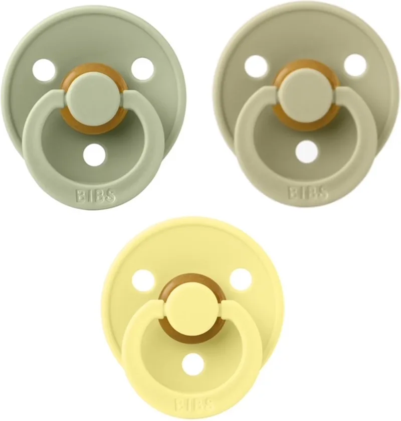 fopspeen 6-18 maand set 3 stuks Sage,Hunter Green en Sunshine maat 2 von BIBS in Sage, Khaki en Sunshine – Produktfoto
