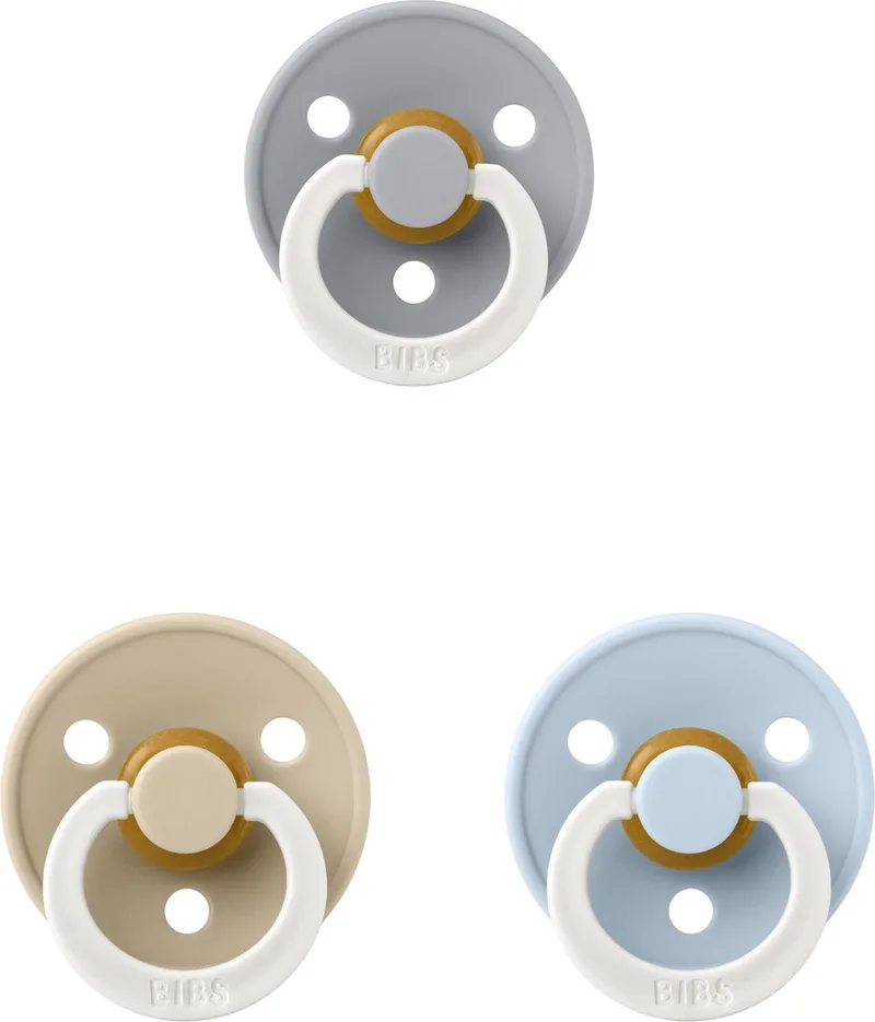 fopspeen 6-18 maand set Glow 3 stuks Petrol Glow,Vanilla Glow en Baby Blue Glow maat 2 van BIBS in Cloud Glow, Vanilla Glow en Baby Blue Glow – productfoto