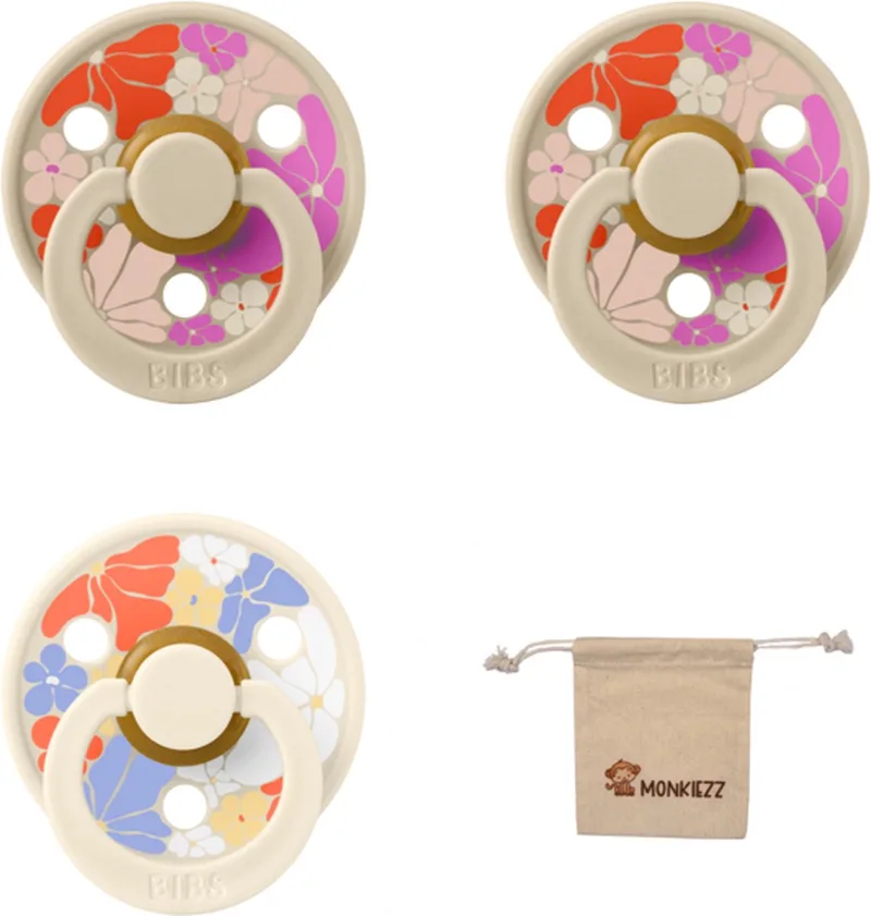 studio fopspenen maat 1 (0-6 maanden) Set 3 fopspenen + speenzakje - 1x Flower child ivory , 2x Flower child vanilla de BIBS en Flower Child Vanilla, Flower Child Ivory – photo produit