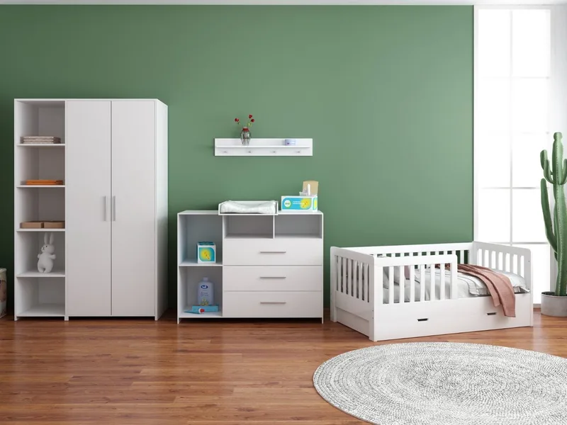 Peuterkamer Met Lade Joan 3 Delig met Commode Jim en Lars Kledingkast – Geschikt vanaf 2 Jaar by Born Lucky in White – product photo