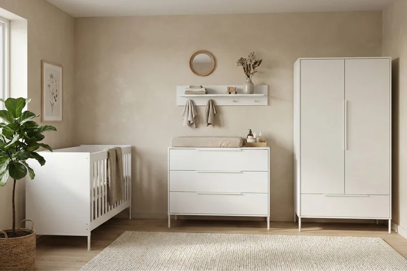 Santiago Babykamer 3-Delig – Ledikant, Commode en Kast – Vanaf Geboorte tot ca. 2,5 Jaar van Born Lucky in Wit – productfoto