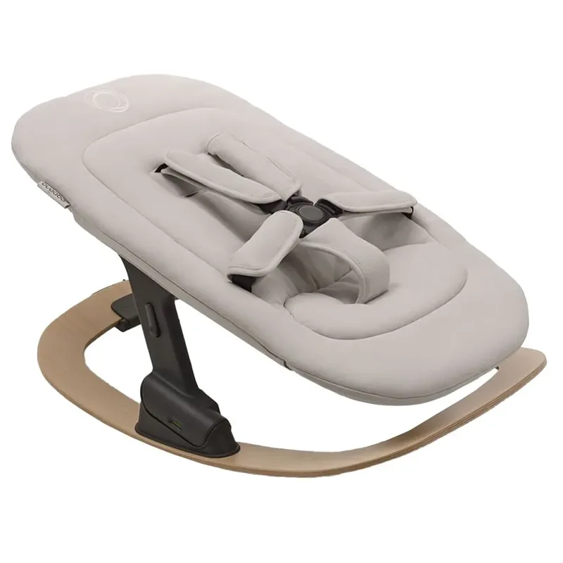 Giraffe baby schommelonderstel met de Bugaboo Giraffe kinderstoel newbornset, super licht en stijlvol, Natural Wood von Bugaboo in Hout – Produktfoto 2 von 6
