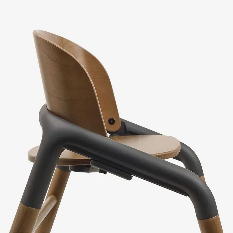 Giraffe houten kinderstoel, verstelbaar in 1 seconde, Dark Wood/Grey von Bugaboo in Grau – Produktfoto 3 von 5