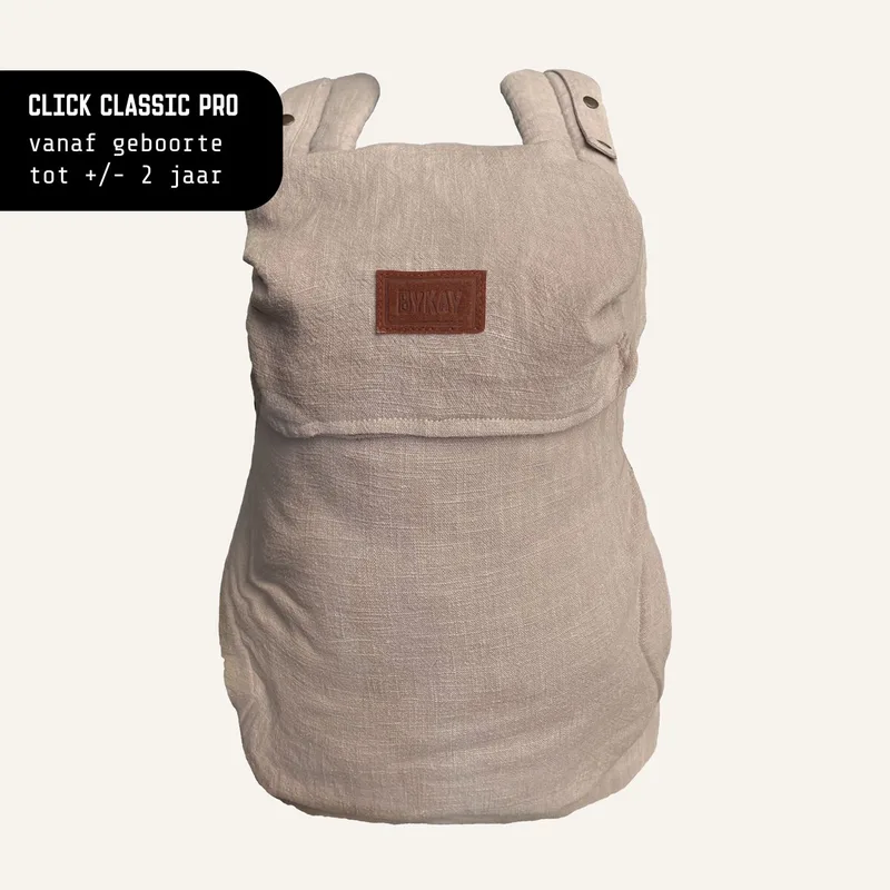 Click Classic - draagzak baby - ergonomisch - newborn tot 2 Jaar - tot 18kg - comfortabel en snel van Bykay in Linnen Mocca – productfoto
