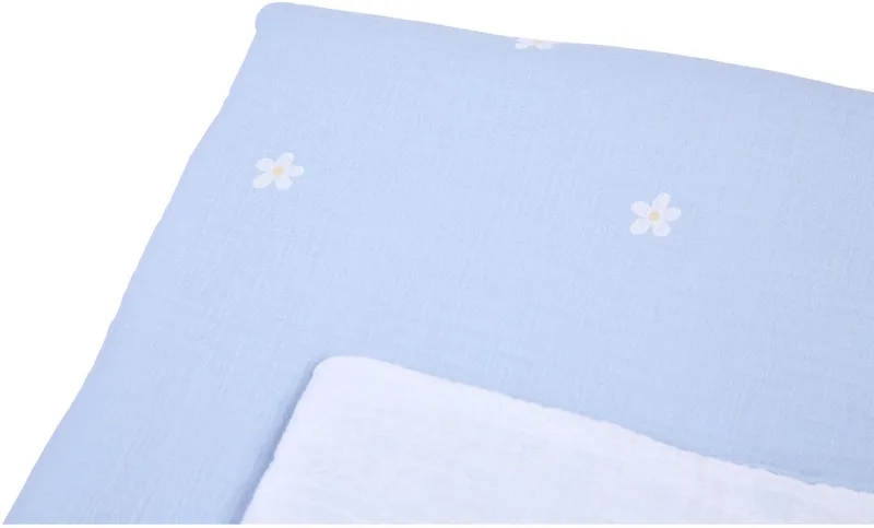 Babydeken Flower Collection - Dubbelzijdig Dekentje in Mousseline van 100% Katoen - Effen aan de Ene Kant, Bloemenprint aan de Andere - TOG-Waarde 2,5 voor Knus Slapen - Oeko-Tex - 80 x 100 cm - Wit/Blauw von Childhome in Weiß – Produktfoto
