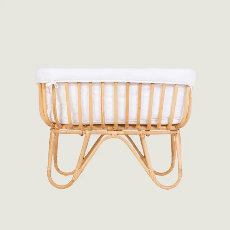 Rotan wieg inclusief matras van Childhome – productfoto