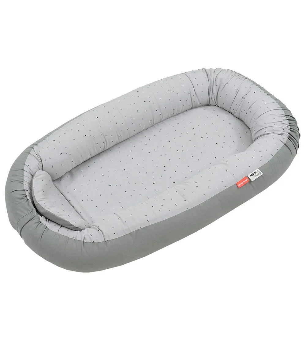 Konfetti-co-sleeping von Done by Deer – Produktfoto