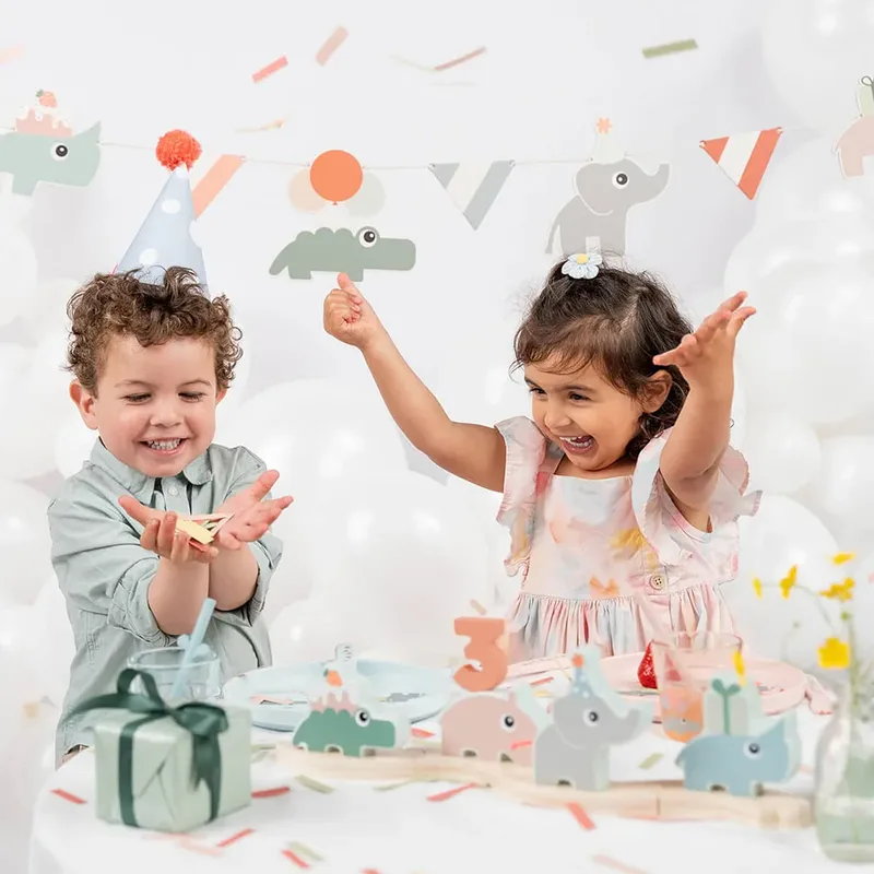 Celebration Geschirr von Done by Deer – Produktfoto 5 von 6